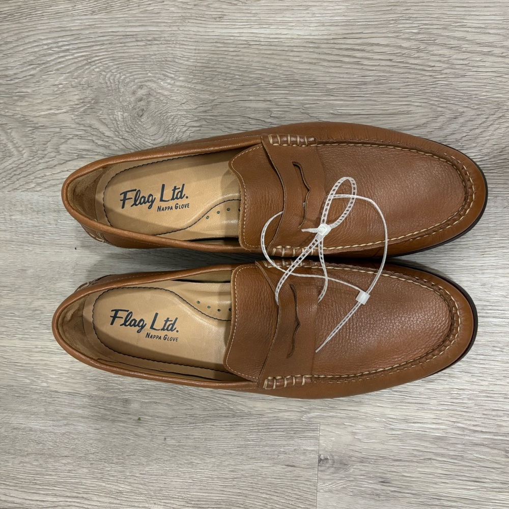 Flag Ltd Men’s Brown Leather Loafers size 10